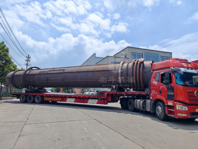 福建客戶定制的活化爐裝車發貨進行時